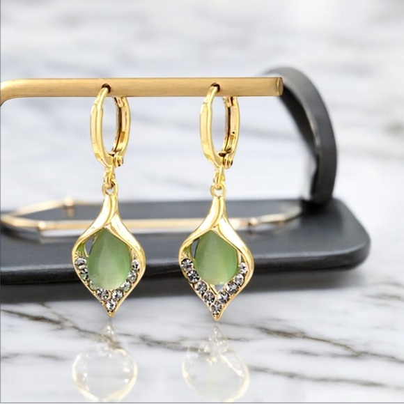 NWT  Light Green Opal Earrings, diamond accent in color Gold - Picture 2 of 10